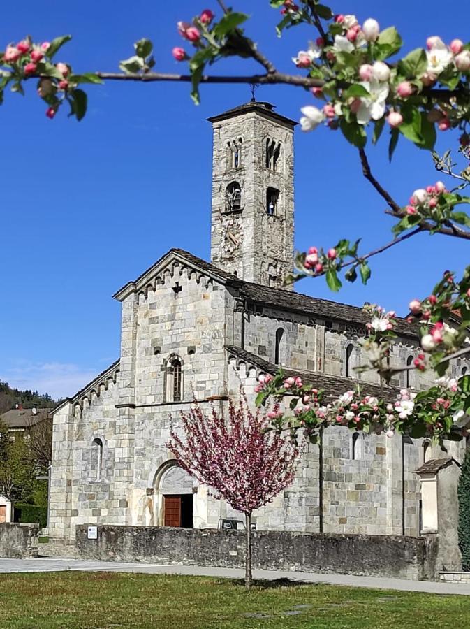 Le Farfalle Di Armeno Exterior foto